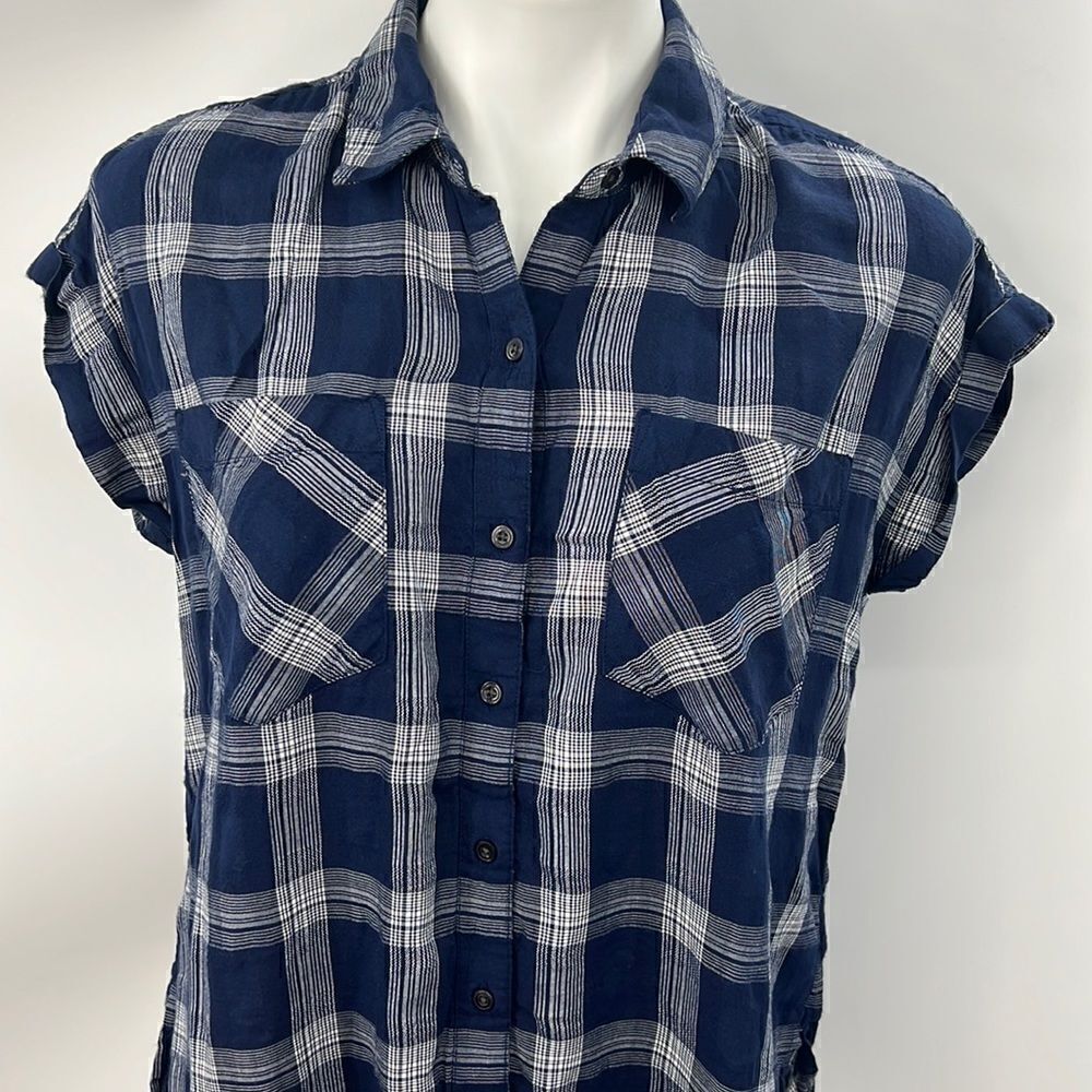 Lucky Brand Navy and White Plaid Button-Up Shirt